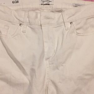 Never worn! Butt Sculpting White Jeans